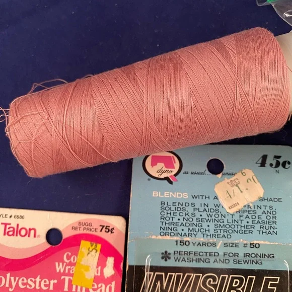 Assorted Sewing Thread Collection - Picture 5 of 6